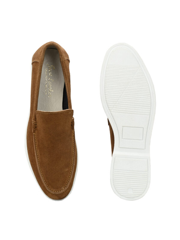 Saddle Tan